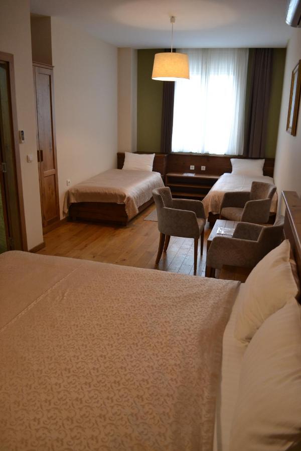 B&B Villa Panuka Pančevo Екстериор снимка