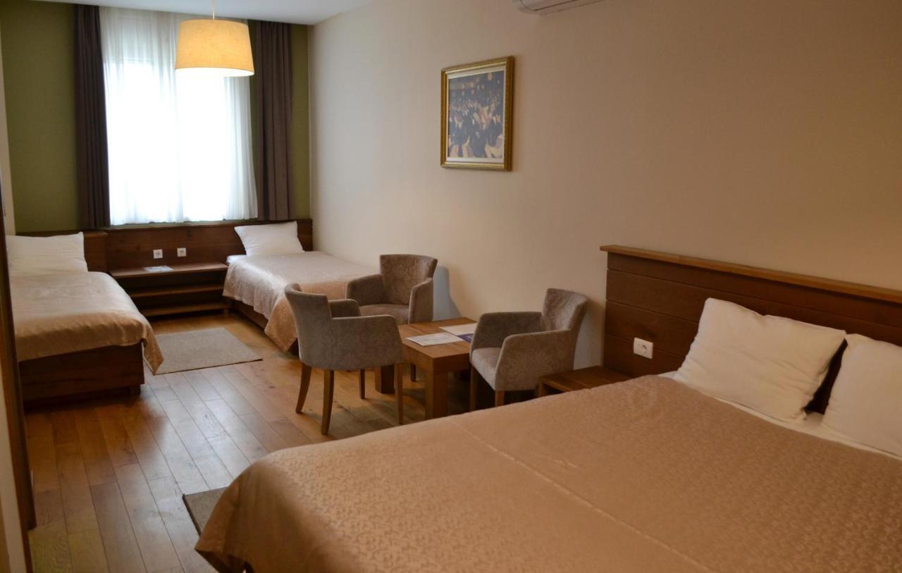 B&B Villa Panuka Pančevo Екстериор снимка